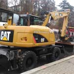 Caterpillar 313D Stage kolové otočné rypadlo